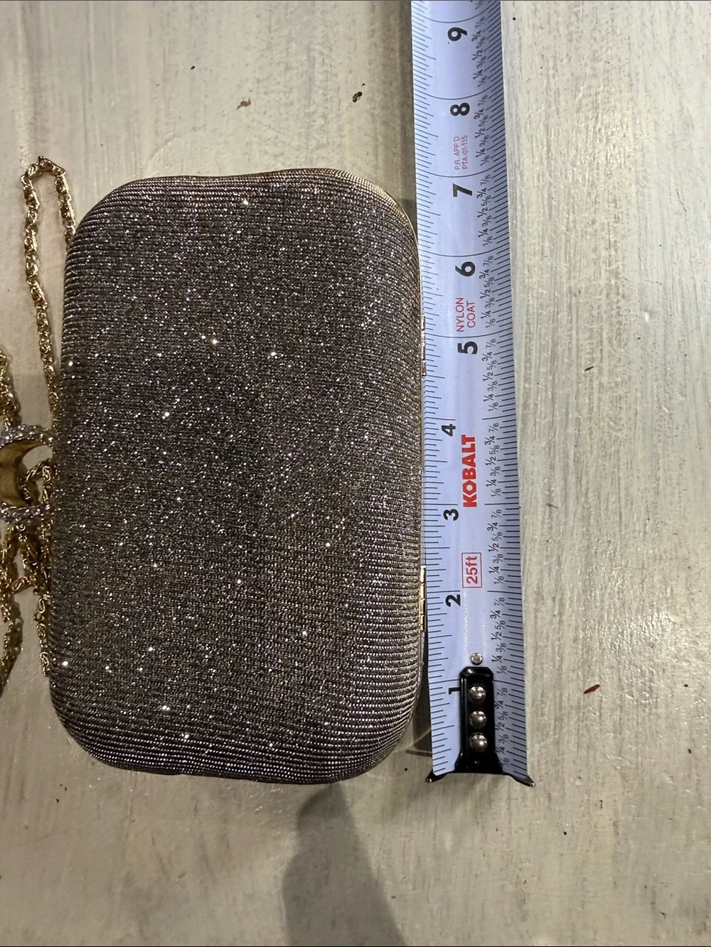 Elegant Sparkle Rhinestone Hard Framed Ring Clutch - Gold Chain